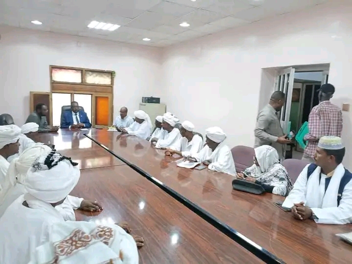 محافظ مشروع الجزيرة يتعهد بمعالجة قضايا مزارعي القسم الشمالي الغربي