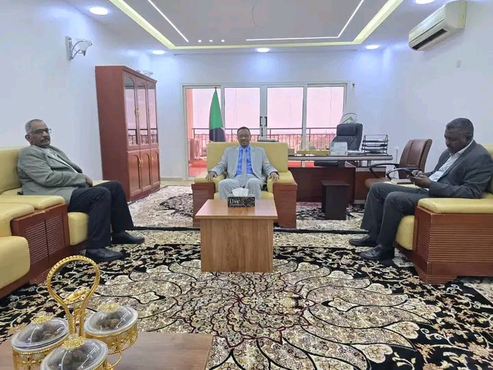وزير التعليم العالي عودة الأساتذة والطلاب أولوية لاستقرار الجامعات